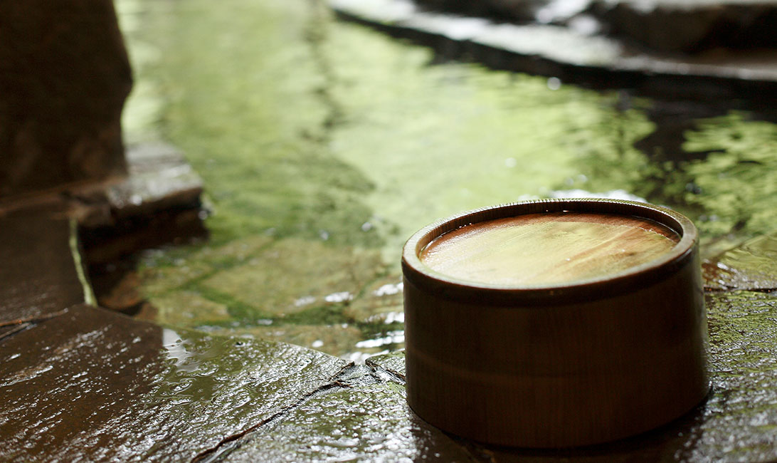 写真:薬湯露天風呂